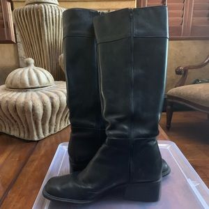 Vandolino black boots